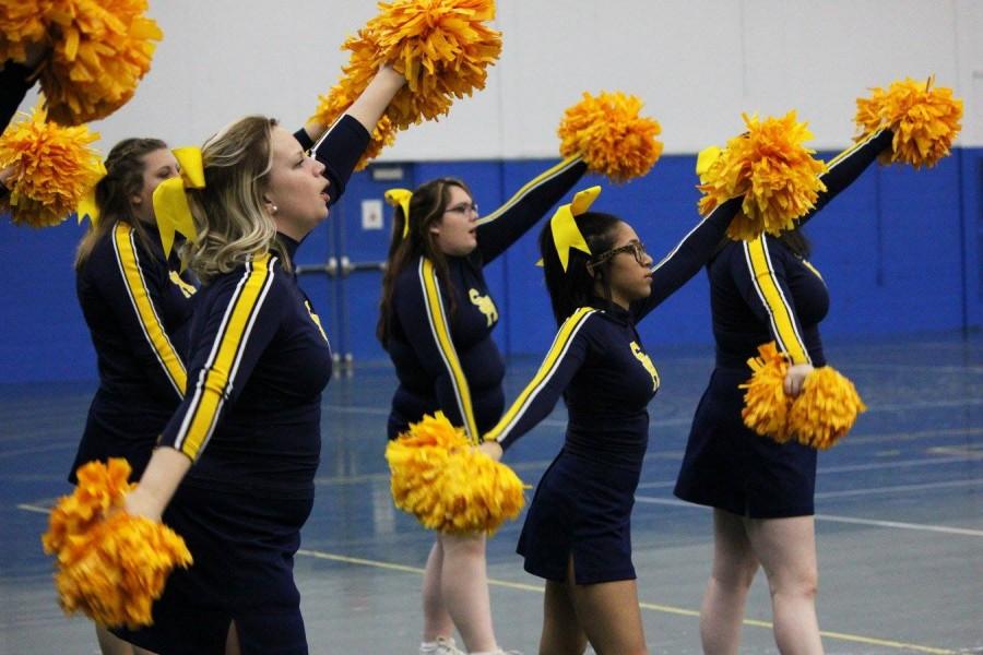 Siena Snapshots: Siena Serves & the Cheer Team